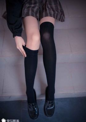少妇人妻普通话对白_BD英语在线播放观看