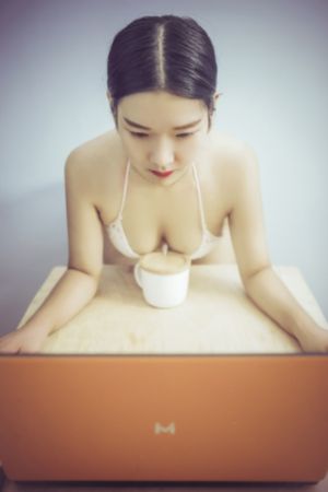 美女bbbbb免费视频_HD免费全集观看