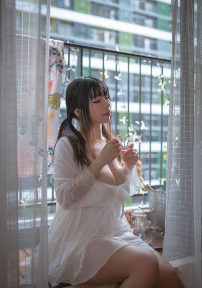 国产成人5精品mv在线观看_在线观看完整视频大全