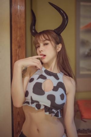 名模阿朱35分钟大片在线观看_1080P神马影院在线